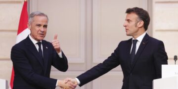 In First Foreign Trip, New Canadian PM Carney Meets French President Macron