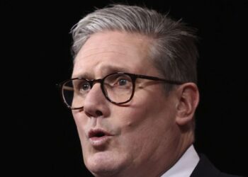 UK: Thousands Of Jobs Under Threat As Starmer Mulls Scrapping NHS