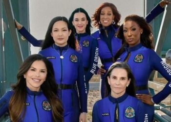 Katy Perry, Others Back From Space In All-Female Flight