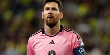 Messi’s Bodyguard Banned From Pitch