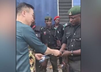 Nigeria: Police To Sanction Officers Receiving Money From Chinese Nationals in Viral Video