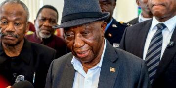 Aircraft Carrying Liberia’s President Suffers Tire Burst