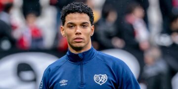 JUST IN: Spurs Beat Man Utd, Lift UEFA Europa League Trophy