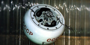 Soviet Era Venus Lander Set For Fiery Earth Return After More Than 50 Years in Orbit