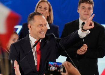 Poland: Conservative Opposition Candidate Wins Presidential Election In Tight Race