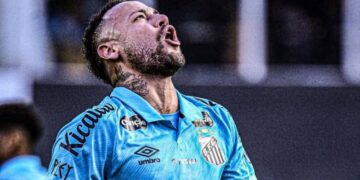 Neymar Sick, Tests Positive For COVID-19