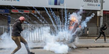 Kenya: Police Disperse Pro-Democracy Protesters With Teargas
