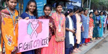 India: Study Reveals More Women Are Diagnosed With Cancer, Men Die More