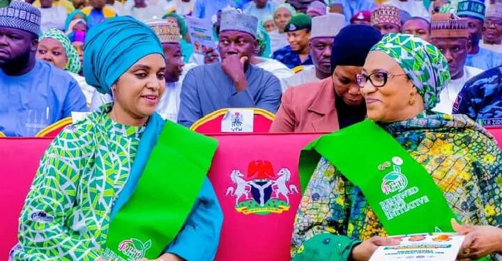 Wife of Nigeria's Vice President, Nana Kashim Shettima (R) and First Lady of Yobe State, Hajiya Hafsat Kolere-Buni