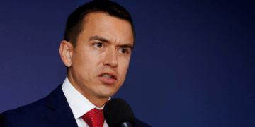 Ecuador: Attackers Of President’s Convoy Arrested