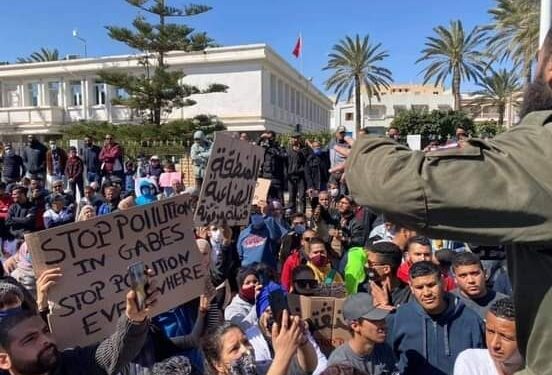 Stop-pollution protesters
