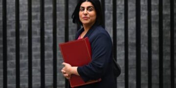 UK To Unveil Hardline Asylum Reform Policy
