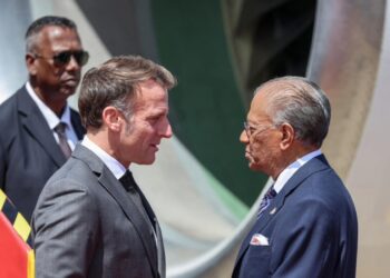 French President Visits Mauritius First Time Since 1993 In Tour Of Africa