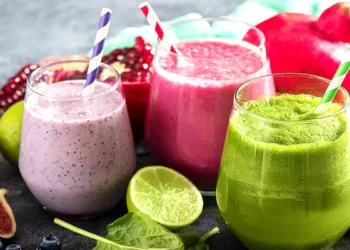 5 Healthy Smoothies To Jumpstart Your Day
