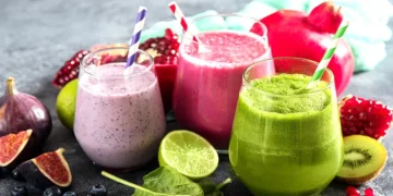 5 Healthy Smoothies To Jumpstart Your Day