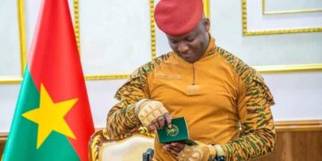 Burkina Faso: Captain Traoré Becomes First Recipient Of AES Identity Card