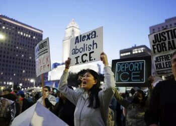 US: Protests In Minneapolis As State Officers Shoot 37-Year-Old Medical Worker