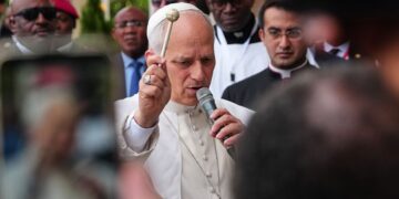 Pope Meets Prison Inmates In Equatorial Guinea Visit