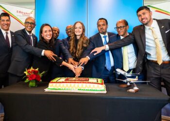 Ethiopian Airlines Seals Dreamliner Deal With Boeing
