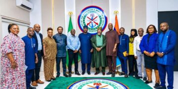 Nigeria’s Defence Minister Urges Journalists To Uphold Fair, Balanced Reporting In National Interest