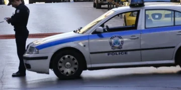 Bomb Scare Hits Egyptian Embassy, French Consulate In Athens