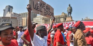 S/A: Anti-Migrant Protest Leaders Vow Three Months Of Protest