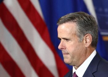 US Intelligence Chief Arrives Moscow Over Undisclosed Talks