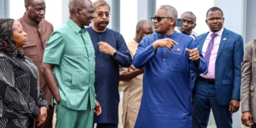 Nigeria: Kenyan President Ruto Tours Dangote Refinery